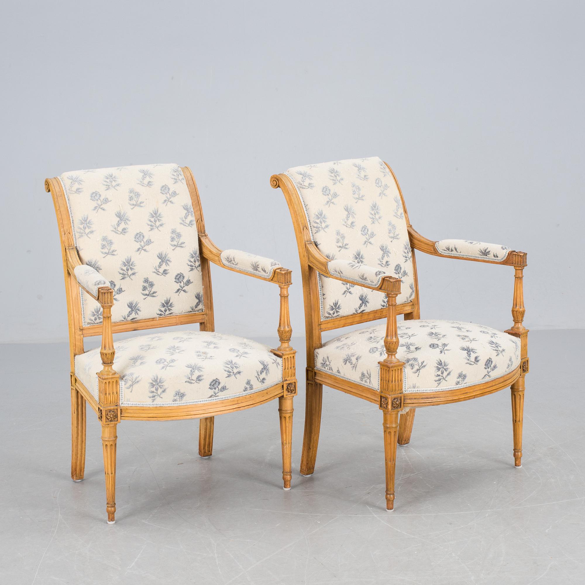 KARMSTOLAR, ett par, Louis XVI, 1800-tal.