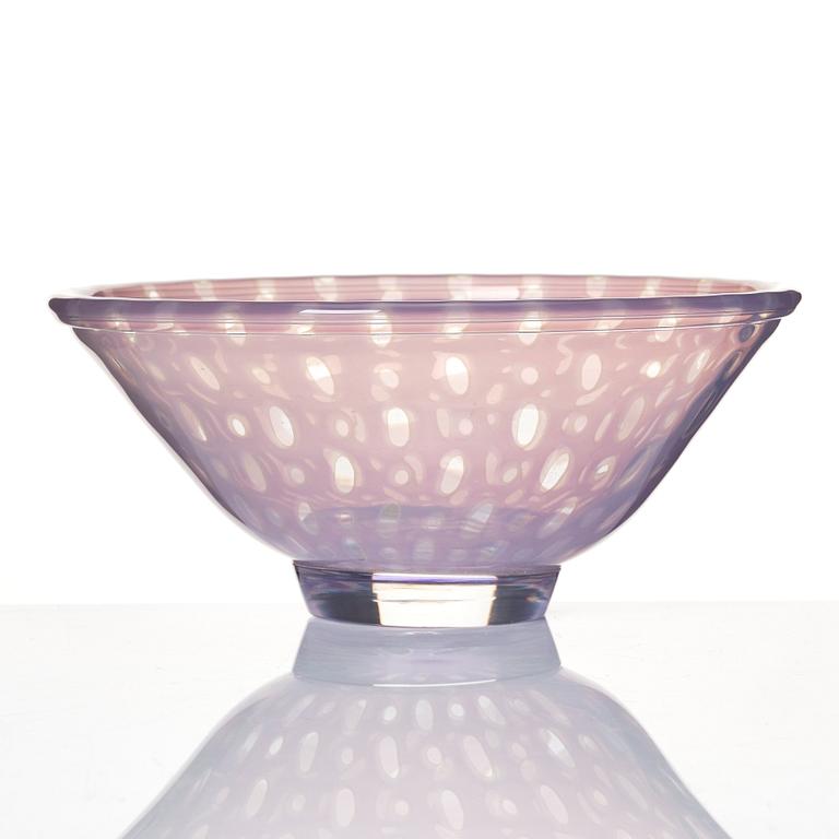Edward Hald, a "slipgraal" glass bowl, Orrefors, Sweden ca 1955.