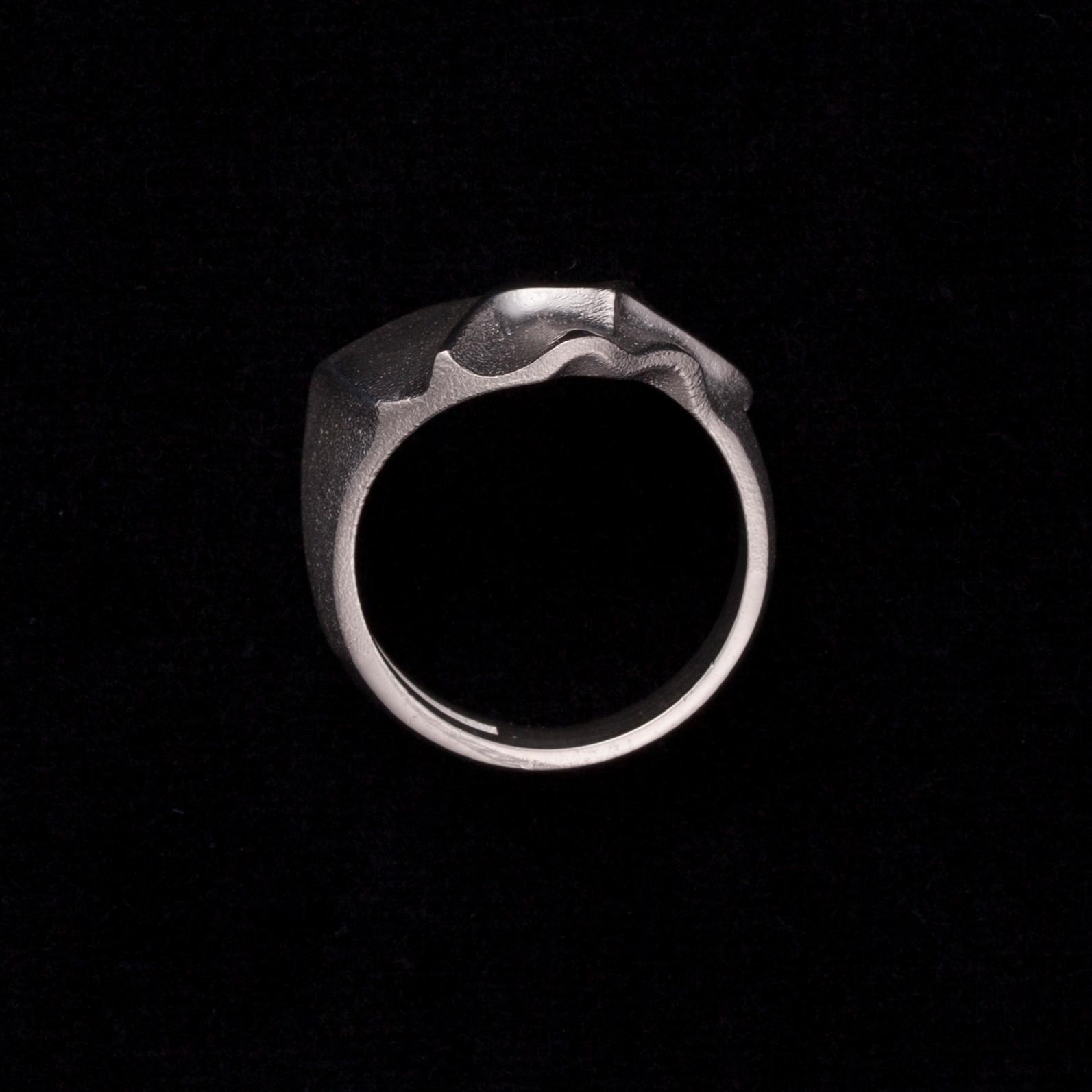 ZOLTAN POPOVITS, RING "Cintia" sterling silver, Lapponia.