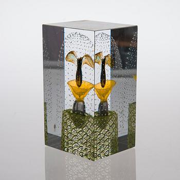 Oiva Toikka, A GLASS CUBE.