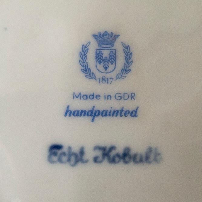 Bord, Louis XV-stil, Plaue von Schierholz, Tyskland, 1900-talets mitt porslin.