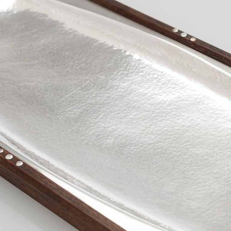 Tapio Wirkkala, leipäkori, hopea ja palisanteri, TW 185, Kultakeskus, Hämeenlinna 1964.