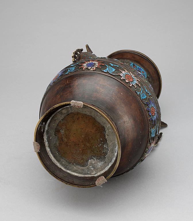 URNA, cloisonné, Orientalisk 1800-tal.