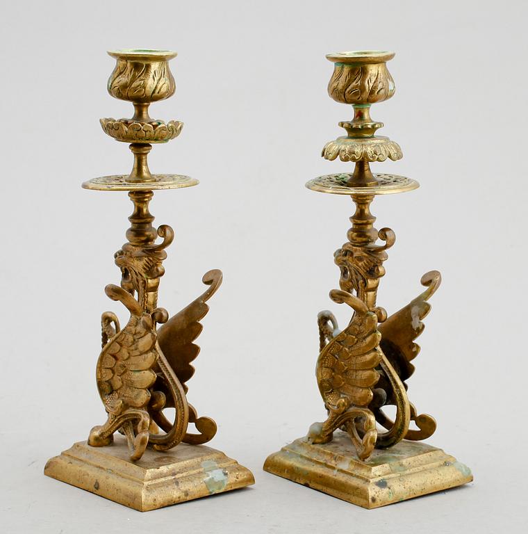 LJUSSTAKAR, 1 par, mässing, 1800-/1900-tal.