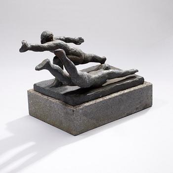 TAPIO KARI KUSTAA OVASKA, veistos, pronssia, signeerattu, numeroitu 10/20, ja päivätty -87.