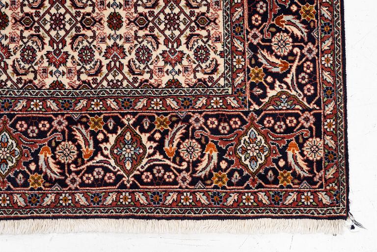 Rug, Bidjar, approx. 305 x 200 cm.