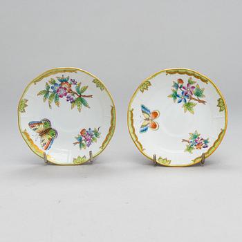 A Herend Queen Victoria VBO porcelain coffee set and two trinket boxes, totally 19 pieces, Hungary.