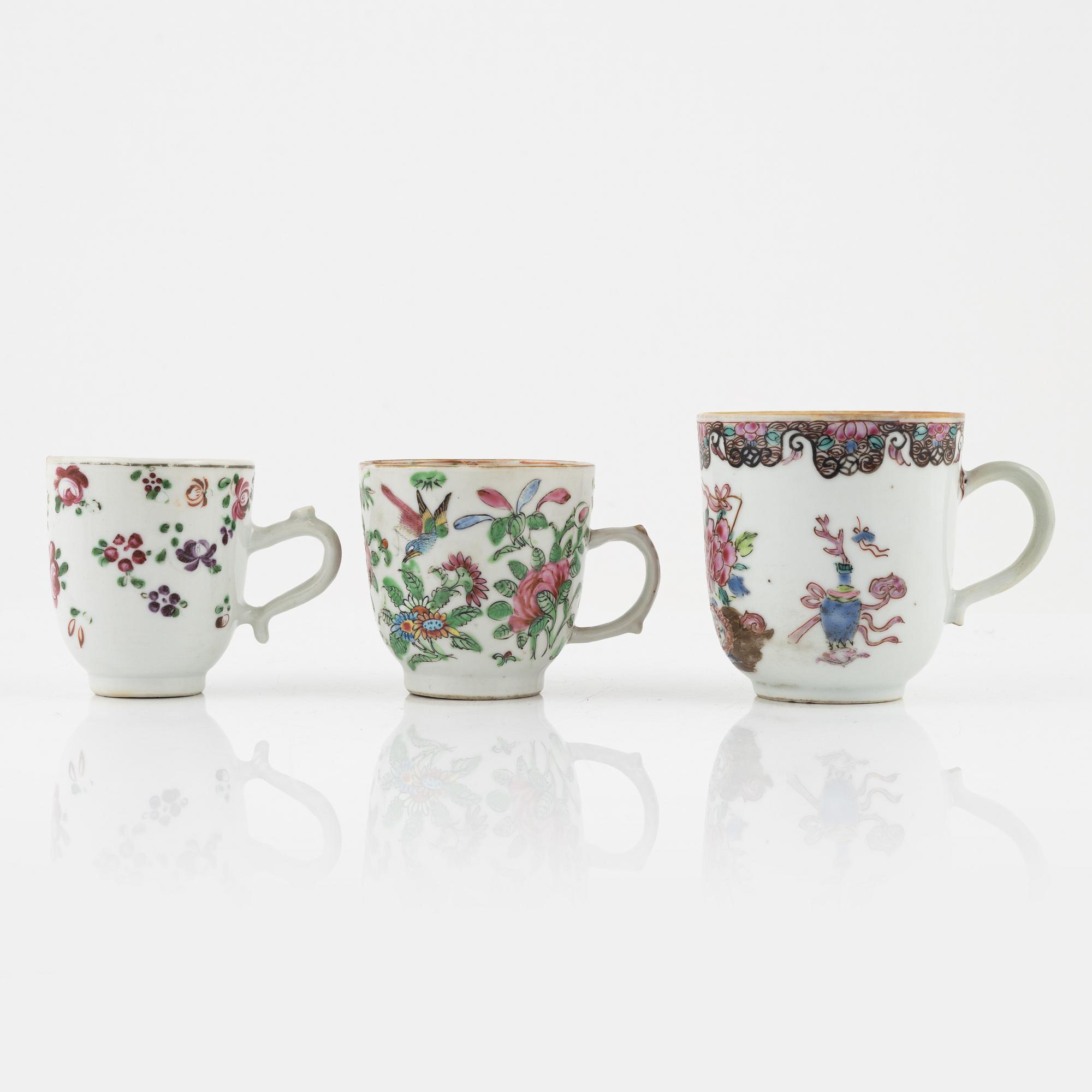 A group of thirteen porcelain pieces, China and Samson, France, 18th-20th Century.