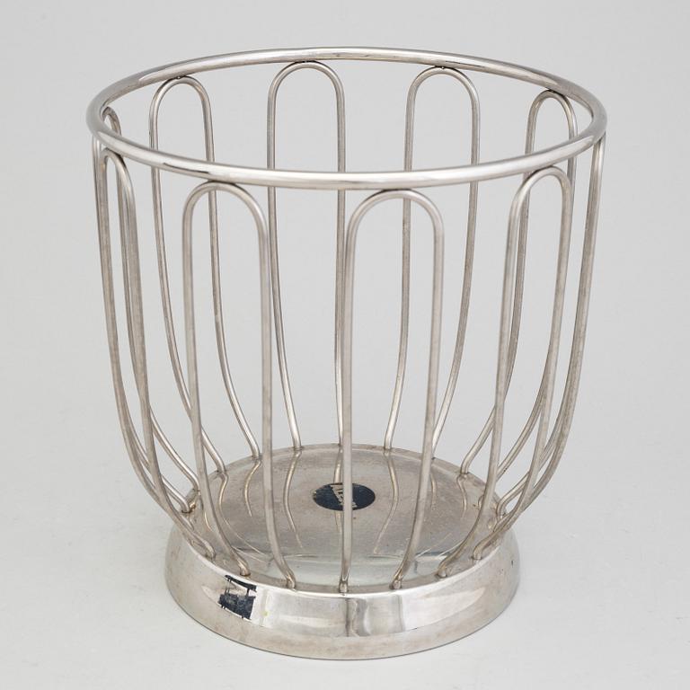 2 pieces of Alessi stainless steel table ware.