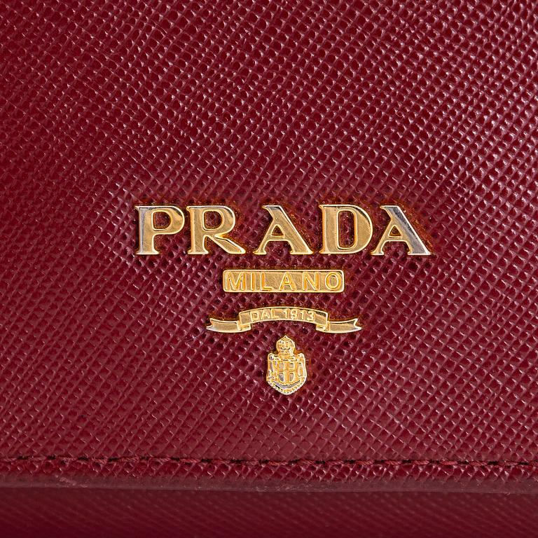 Prada, wallet.