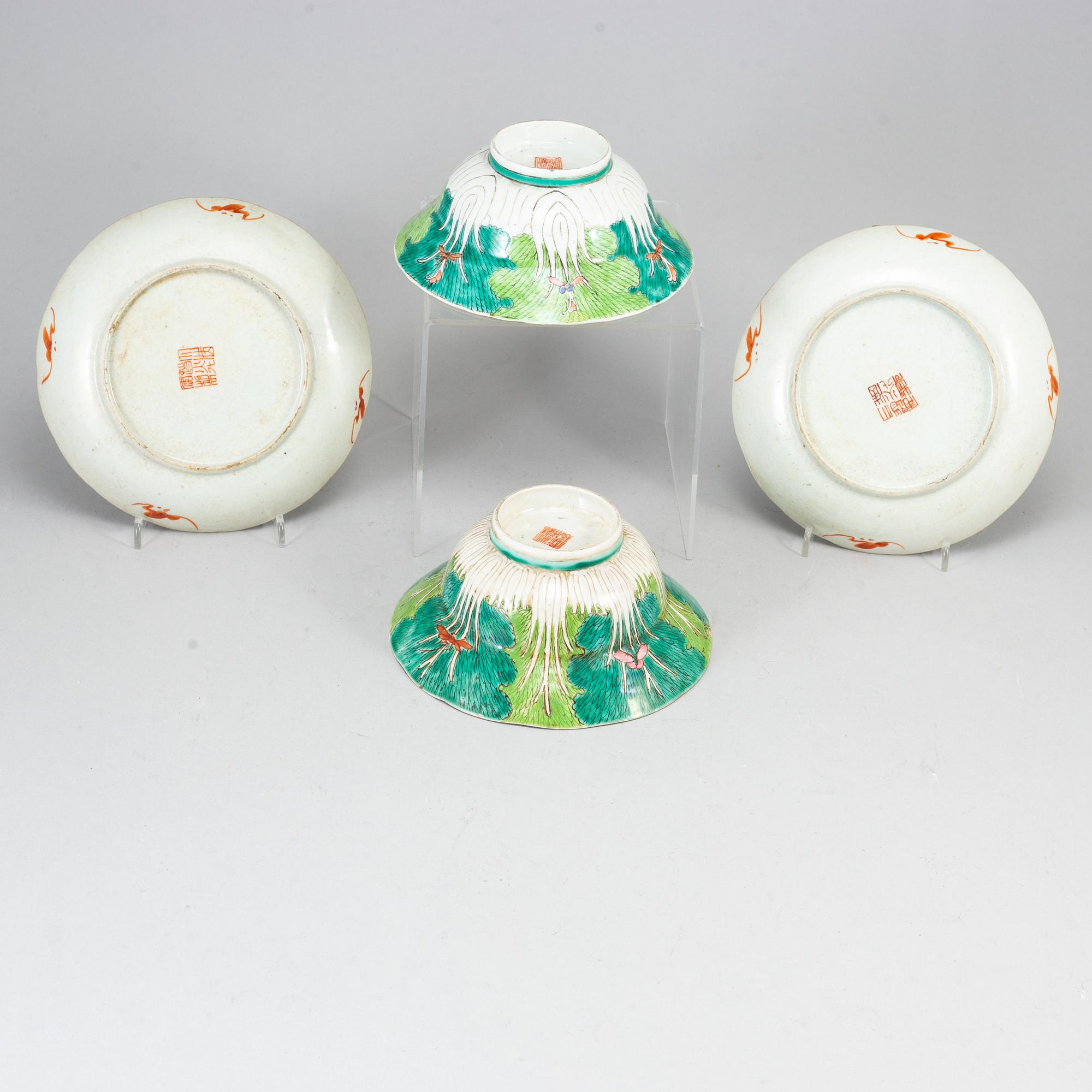 A pair of bowls, late Qing dynasty, circa 1900.