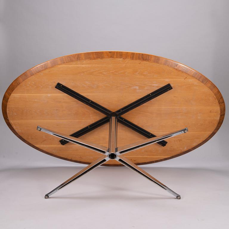 Florence Knoll, Ruokapöytä, "Oval 96", Knoll International. Suunniteltu 1961.