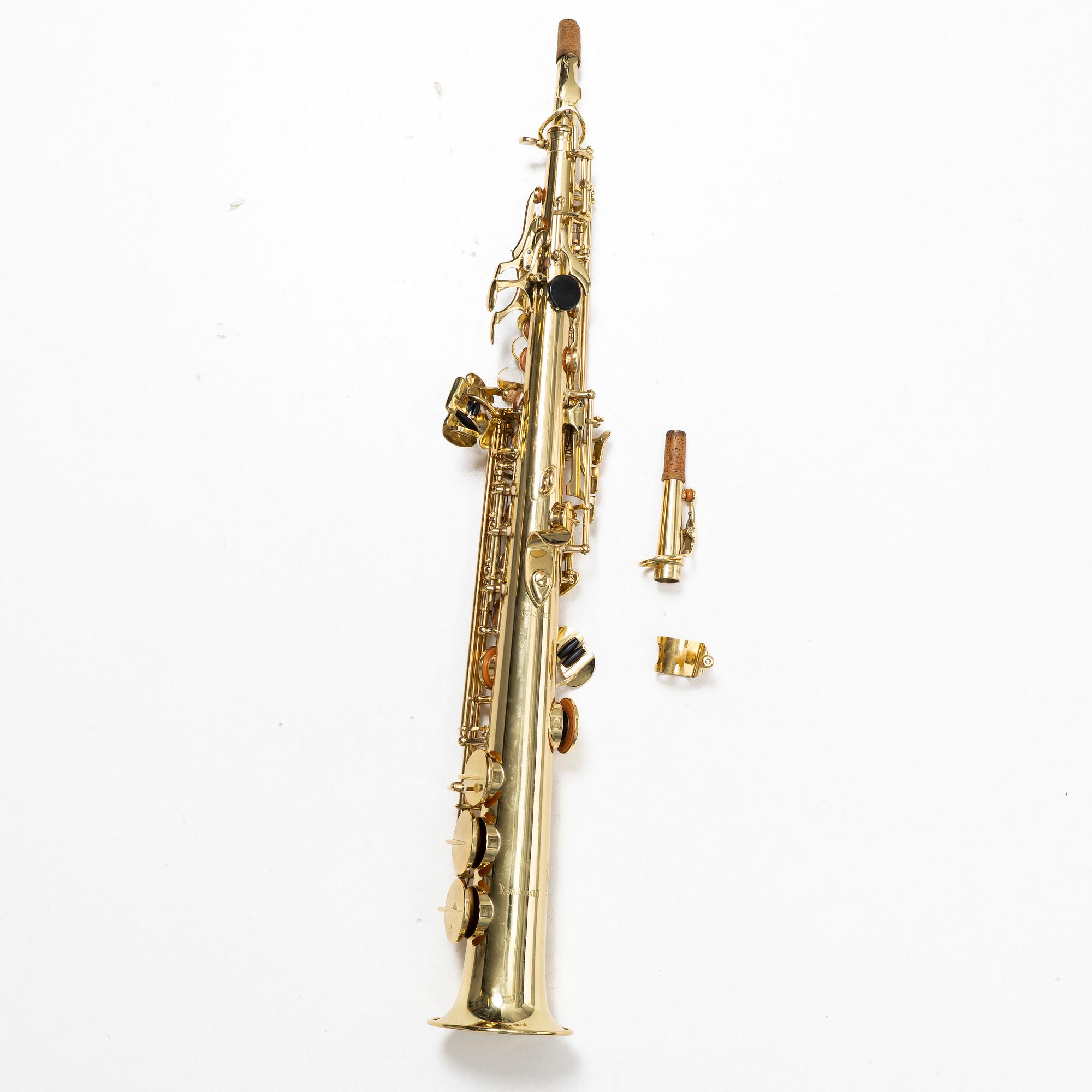 Trevor J. James, sopransaxofon, "Revolution 2"/ "The Hornet",  2000-tal, England.