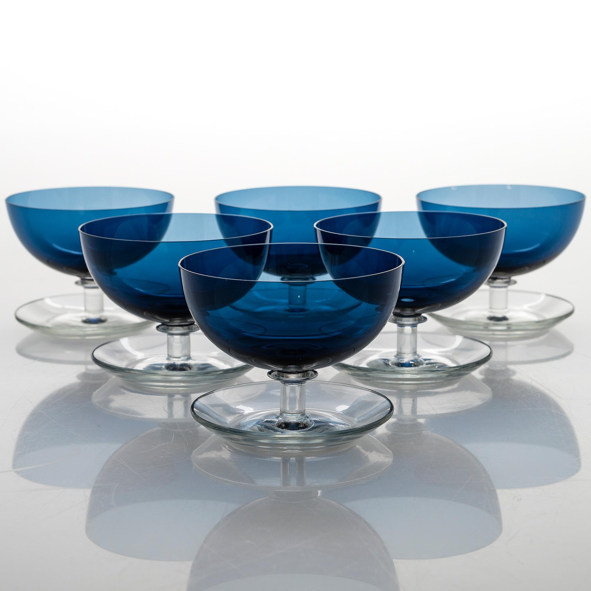 SAARA HOPEA, 19 glasses for Nuutajärvi Notsjö.