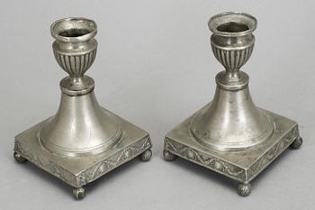 LJUSSTAKAR, ett par, tenn, sengustavianska, GA Bergman Kristianstad 1840.