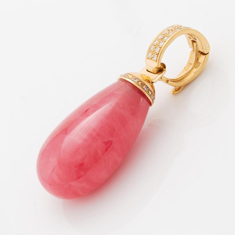An 18K gold and rhodochrosite Acchinelli pendant set with round brilliant-cut diamonds.