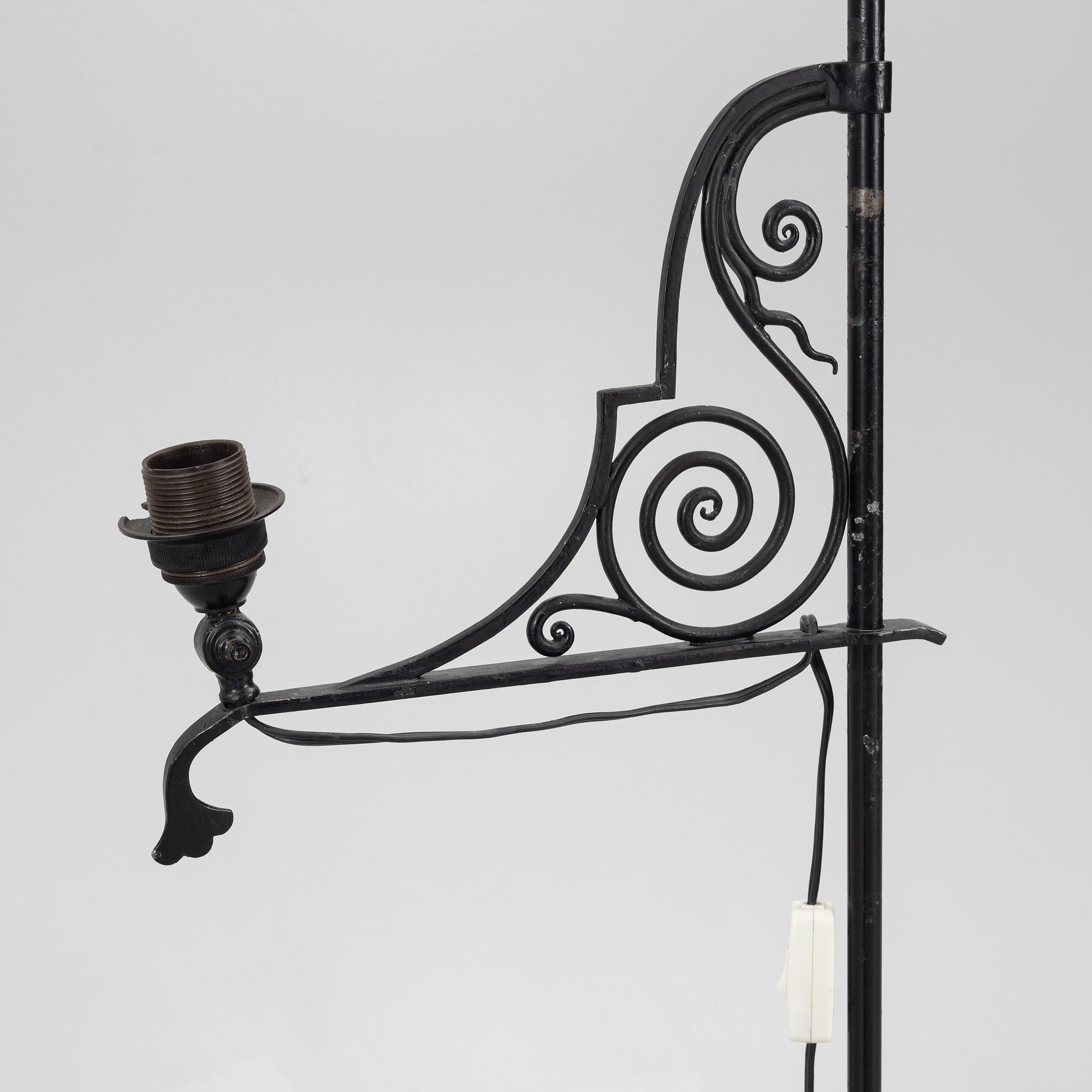 A floor lamp, first half of the 20th Century.