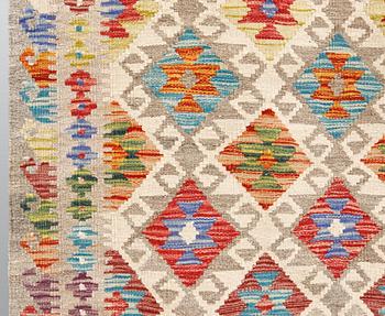 Gallerimatta, Kelim, ca 402 x 84 cm.