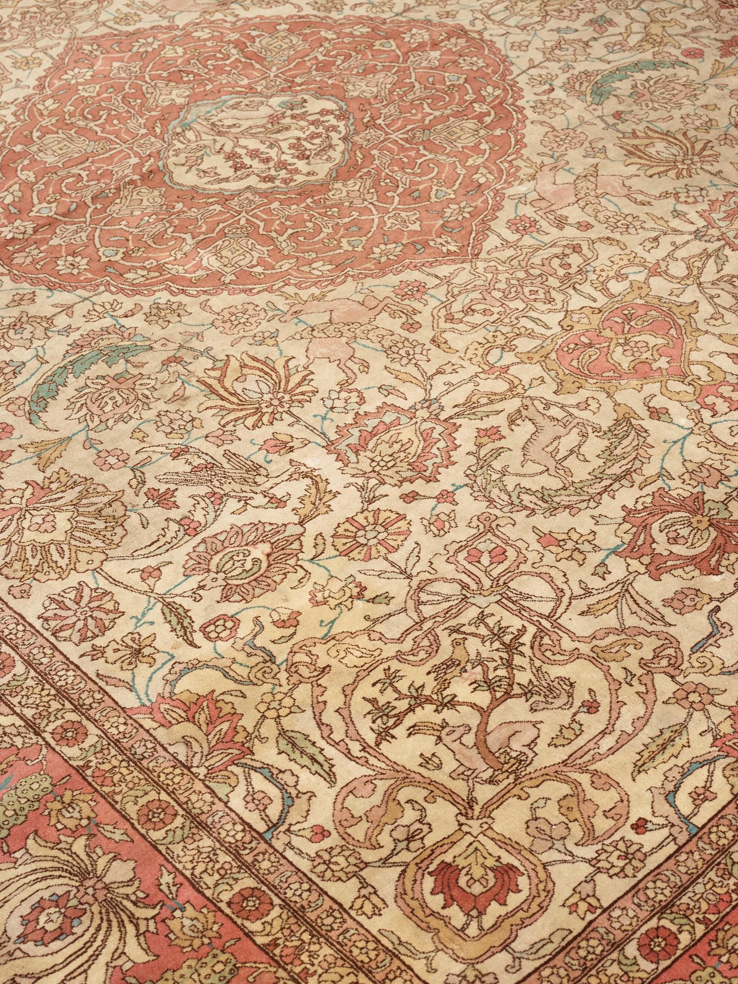 SEMIANTIK TÄBRIS, Ghanadi. 405,5 x 295 cm.