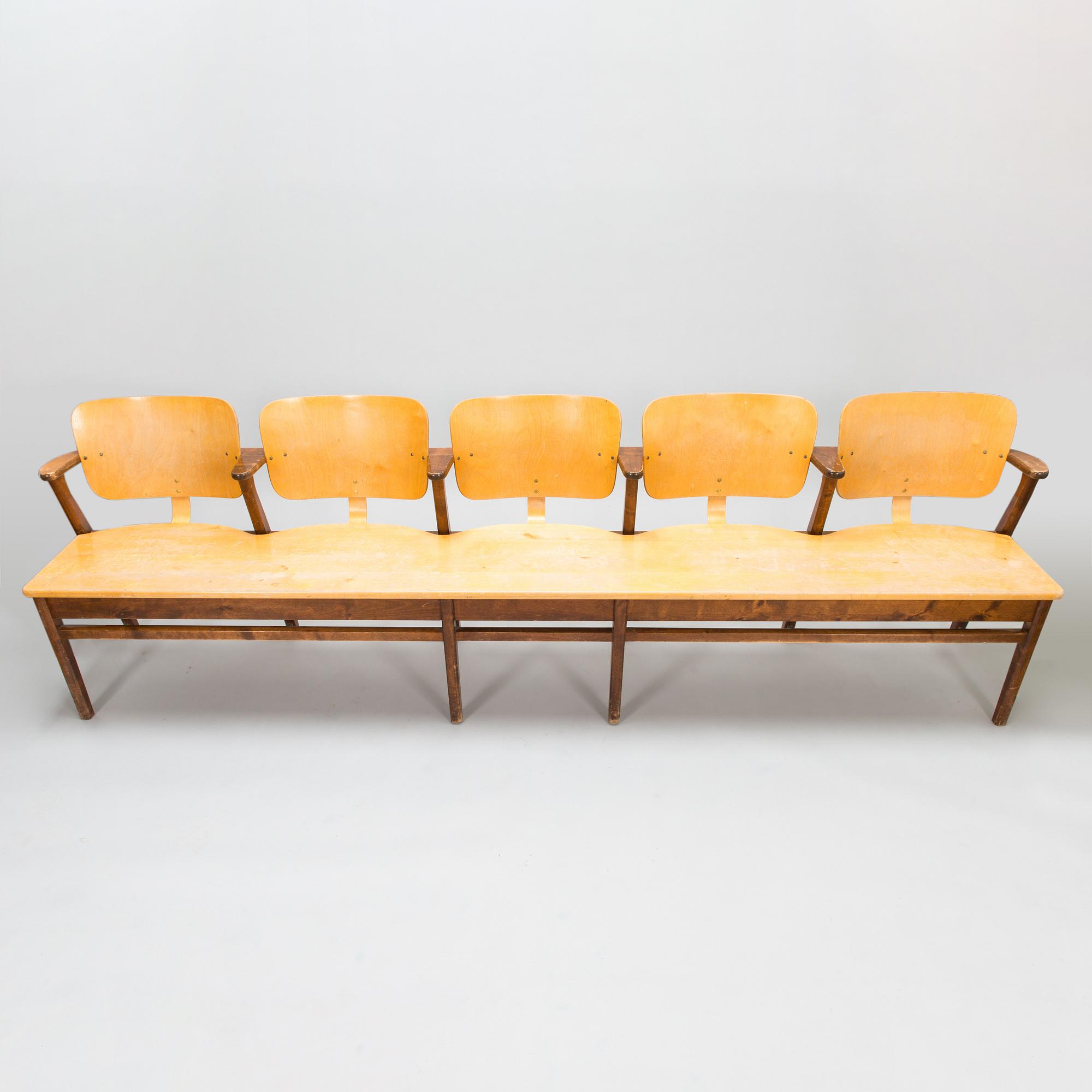 Ilmari Tapiovaara, An early 1950s five-seater 'Domus' bench row.