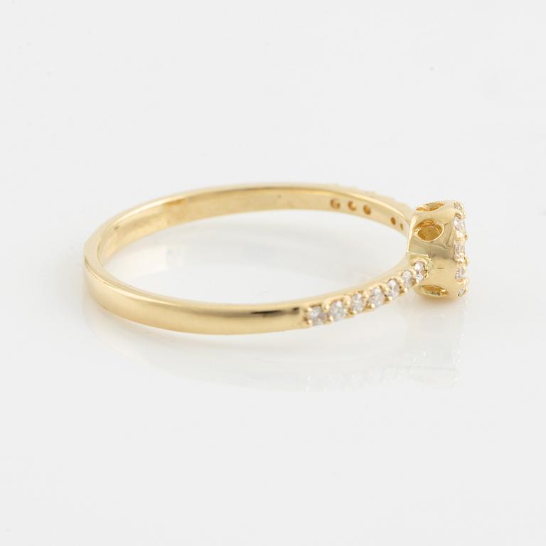 Brilliant cut diamond ring.