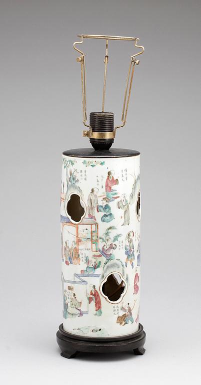 PERUKVAS, porslin, Kina, 1900-tal.