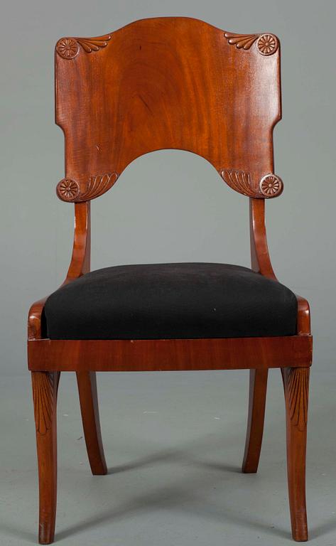 STOL, mahogny, empire, Ryssland, 1800-talets början.