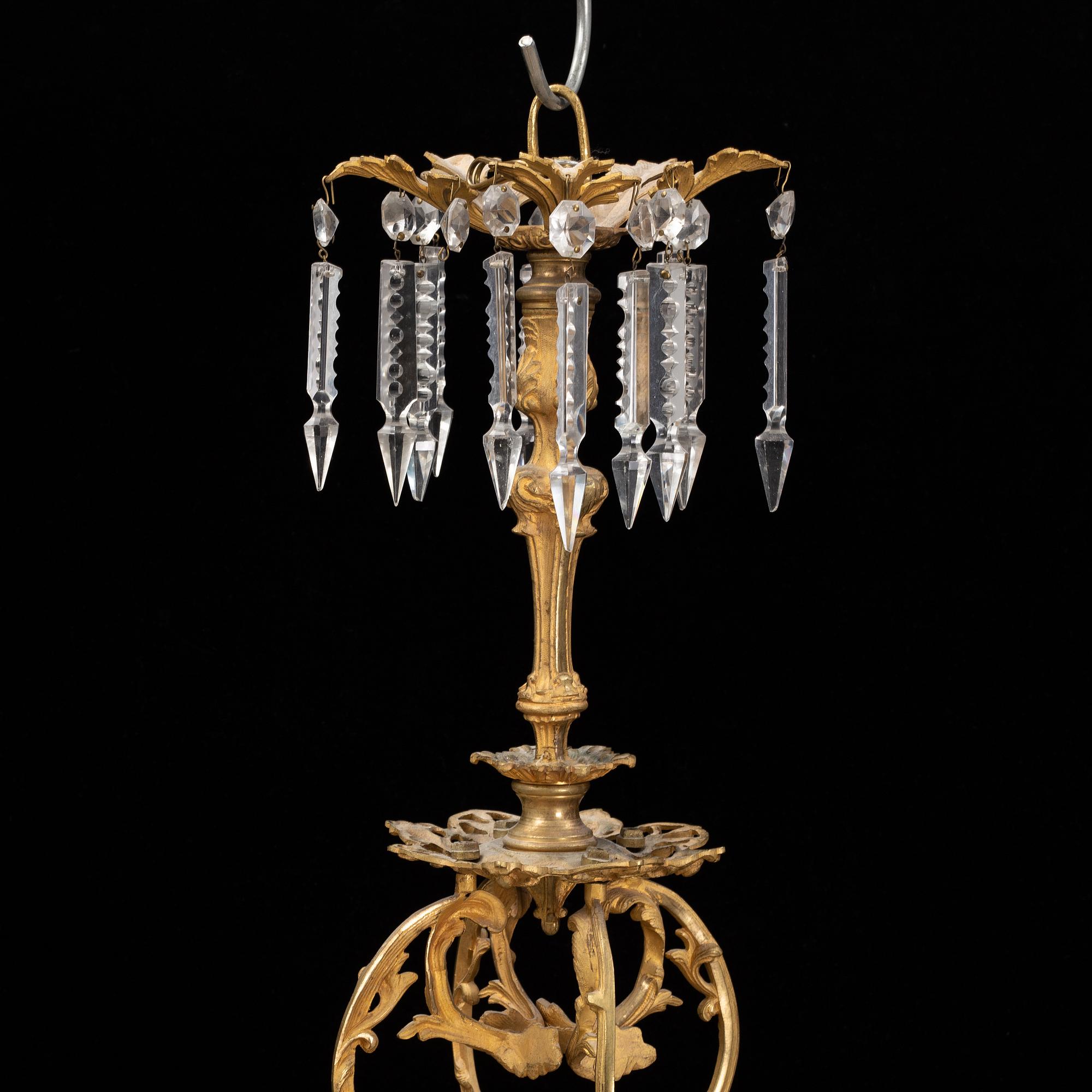 A chandelier from around the year 1900.