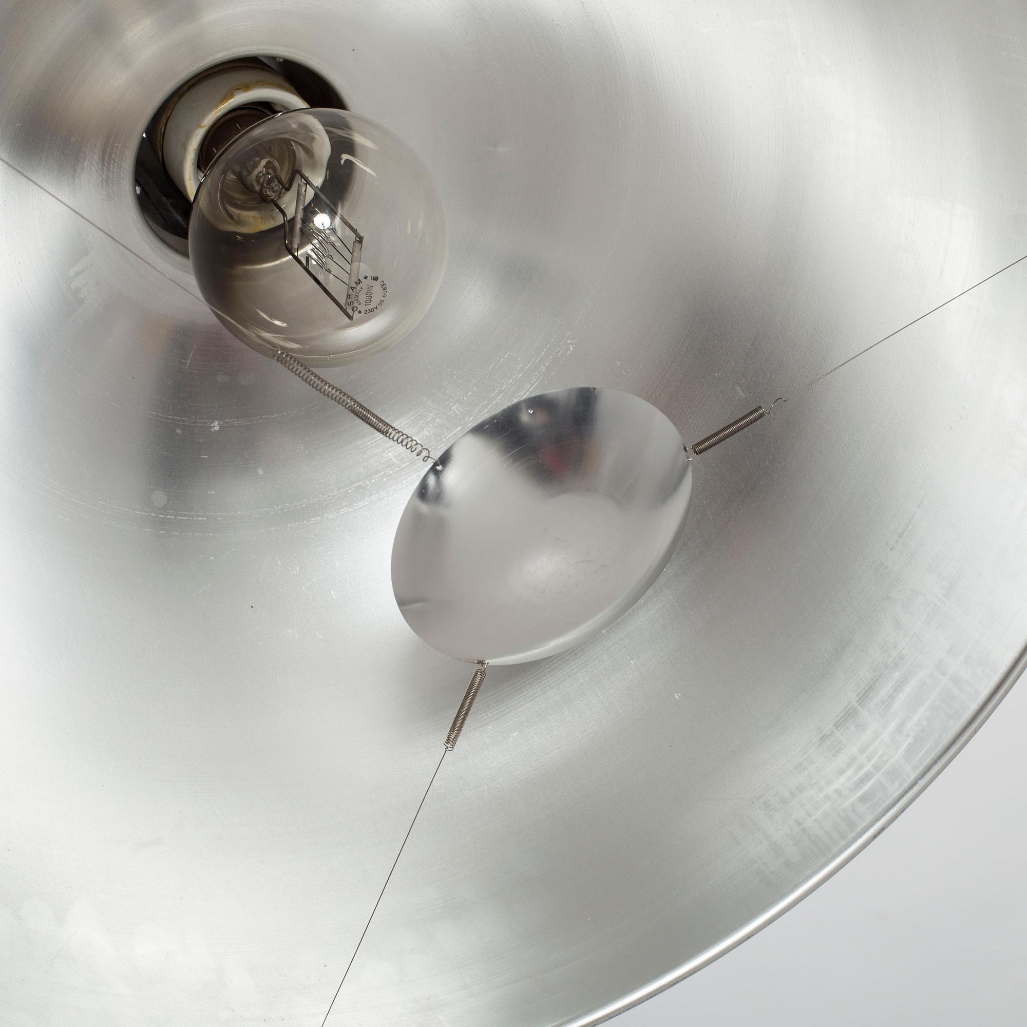 A FLOOR STUDIO LAMP FOBA.