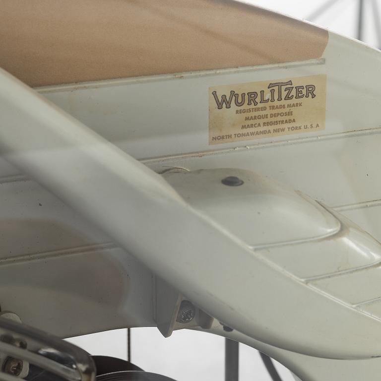 Jukebox, Wurlitzer, modell 2104, Rudolph Wurlitzer Company, North Tonawanda, New York, USA, 1957.