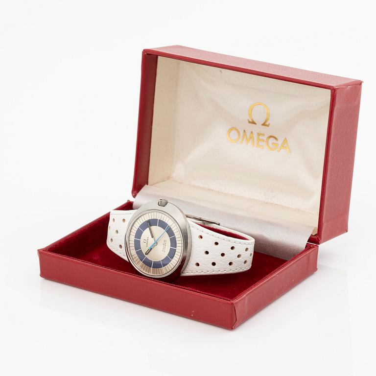 Omega, Genève, Dynamic, wristwatch, 41 x 36 mm.