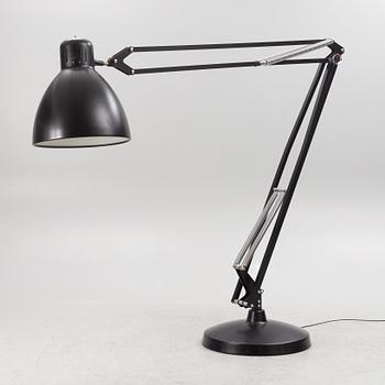 Floor lamp, JJ Great Floor Out, Leucos, Italy.