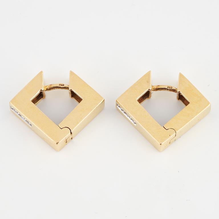 ÖRHÄNGEN, 18K guld med små åttkantslipade diamanter.