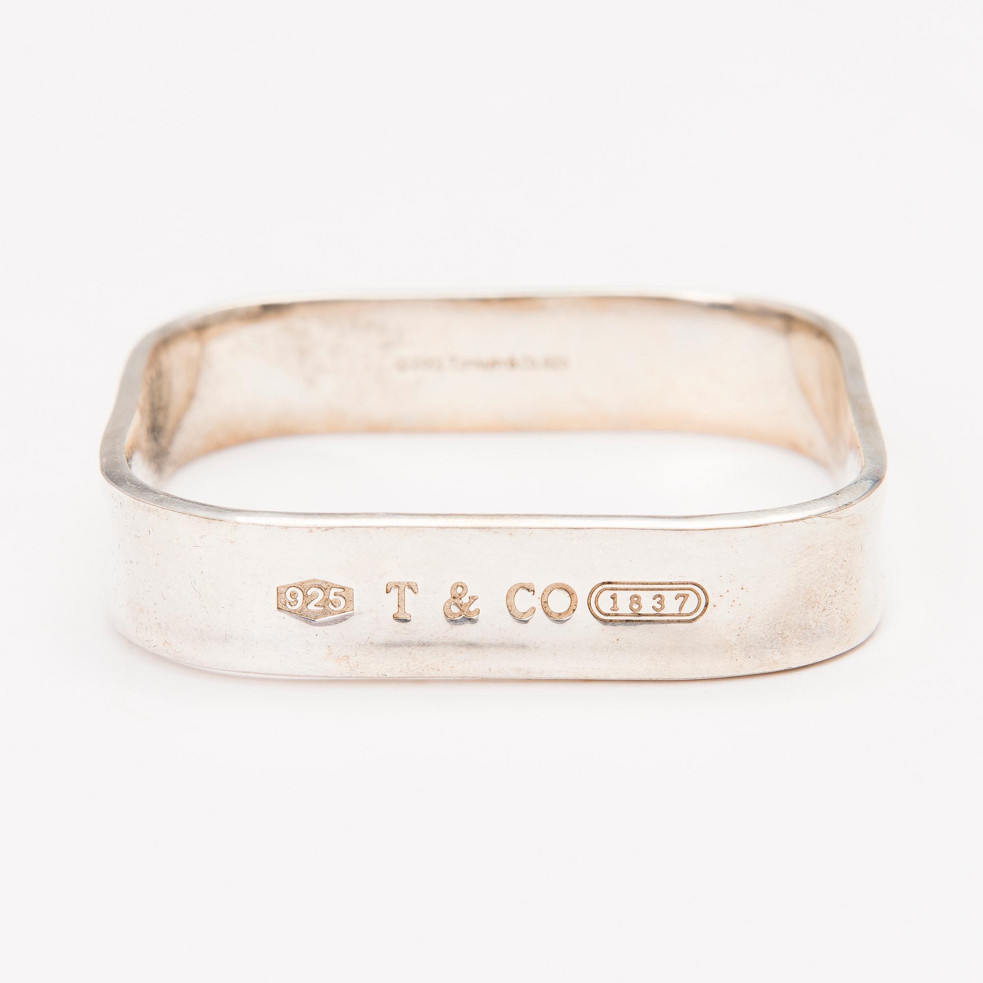 ARMRING, silver, Tiffany & Co, USA, 2001. Vikt ca 55 gram.