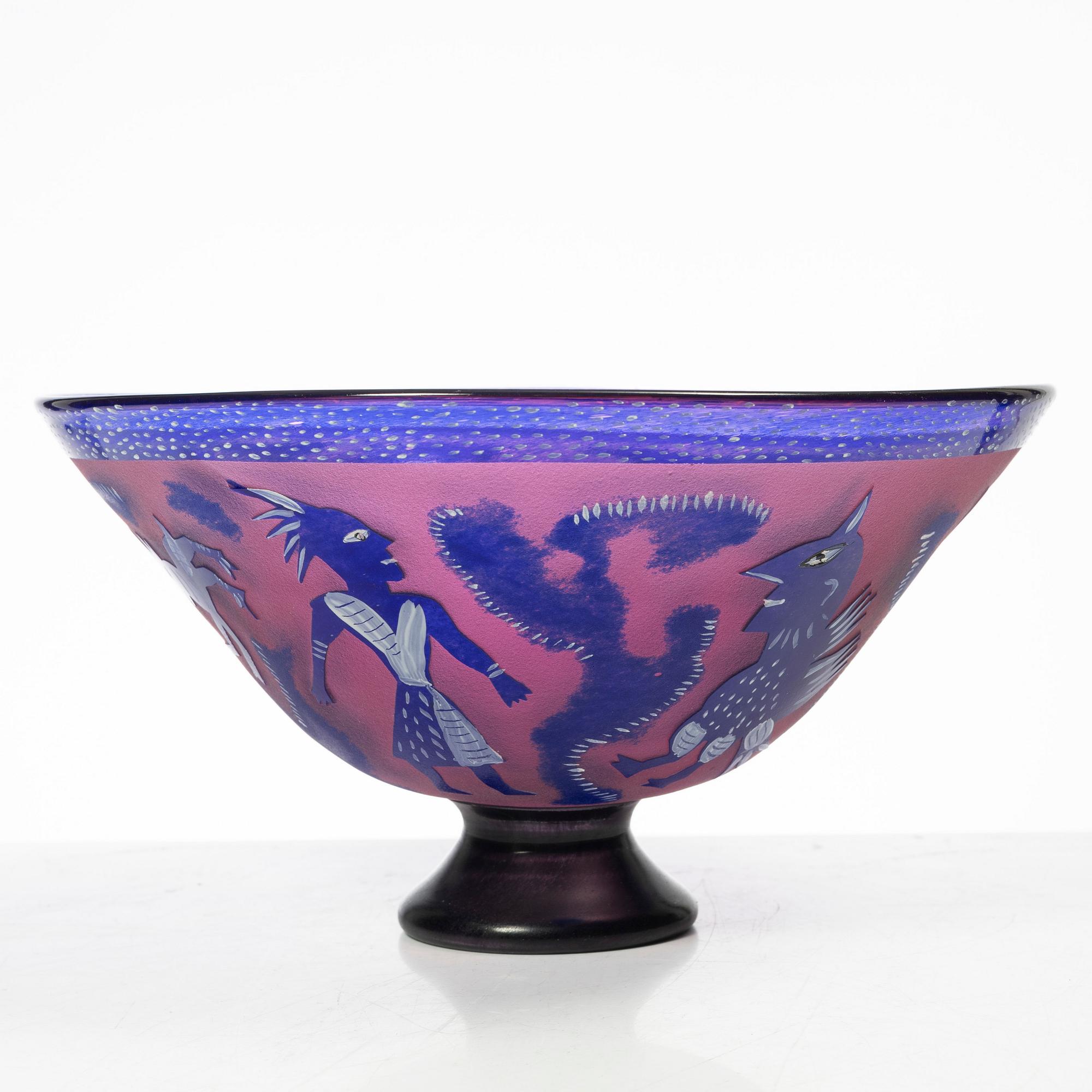 Ulrica Hydman-Vallien, a glass bowl, Kosta Boda.