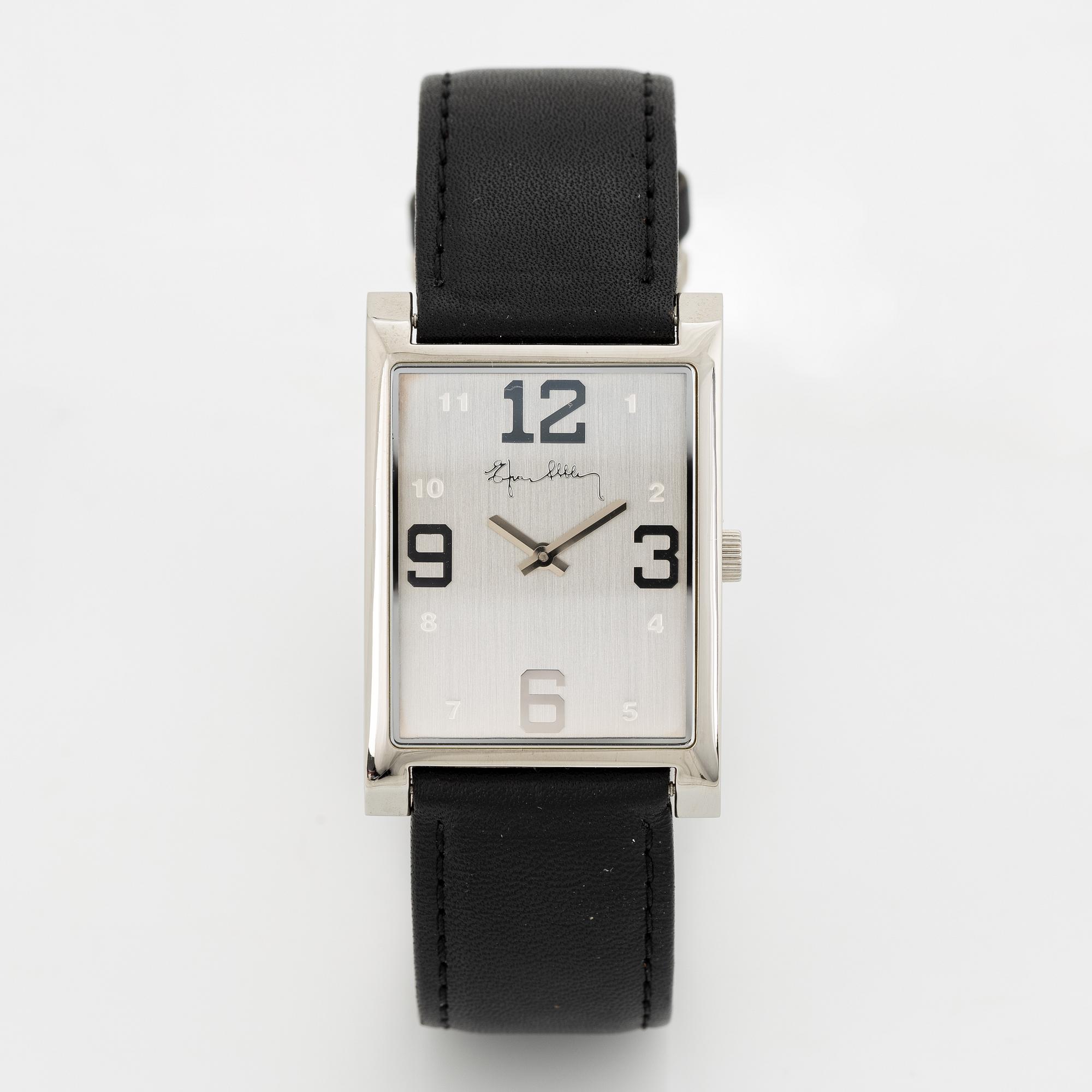 Efva Attling, "My First", armbandsur, 27 x 32 (40) mm.