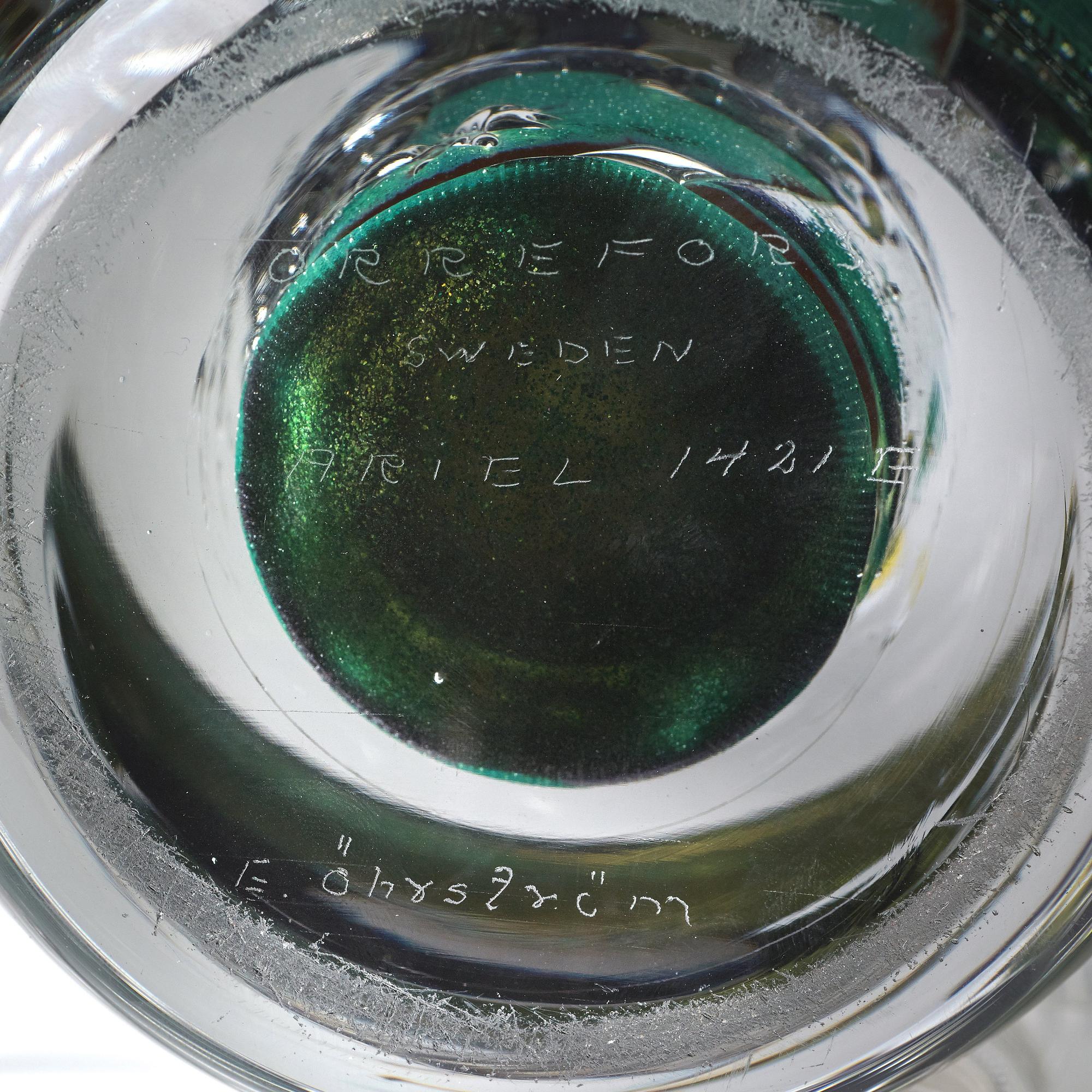 Edvin Öhrström, an "ariel" glass vase, Orrefors 1951, nr 1421E.