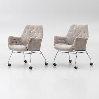Bruno Mathsson, Armchairs, a pair, “Mirja”, Bruno Mathsson, DUX, late 20th century.
