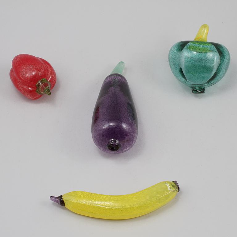 SKULPTURER, 4 st, glas, Gunnel Sahlin, Kosta Boda, 1900-talets andra hälft.