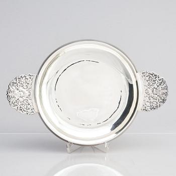 A Swedish sterling silver dish with cover, copy 1952 by S.A.Ackland after Wolter Siewers.