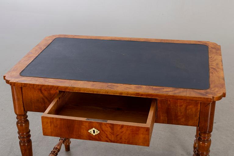 SKRIVBORD 1800-talets andra hälft.