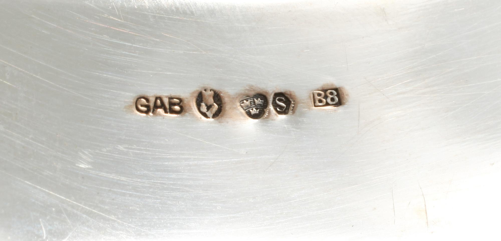 FAT, 2 st, silver, GAB, Stockholm, 1931 och 1928, vikt 543 gram.