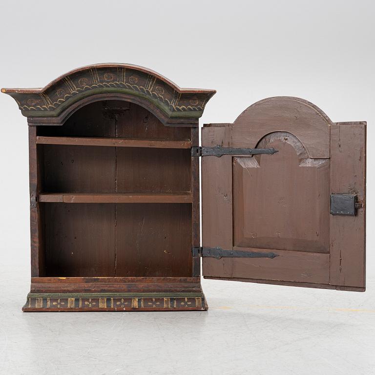 A hanging cabinet, 19th Century.