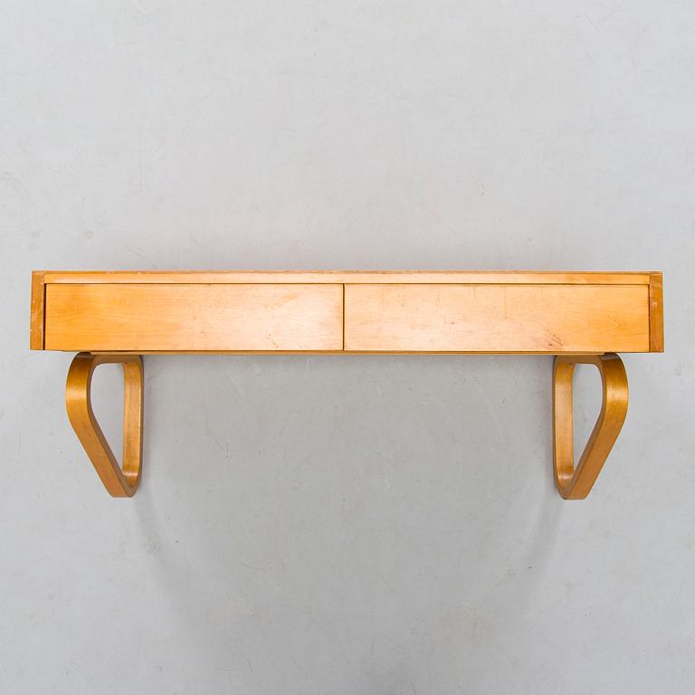 Alvar Aalto, a mid-20th-century console / shelf 114 for O.Y. Huonekalu- ja Rakennustyötehdas A.B.