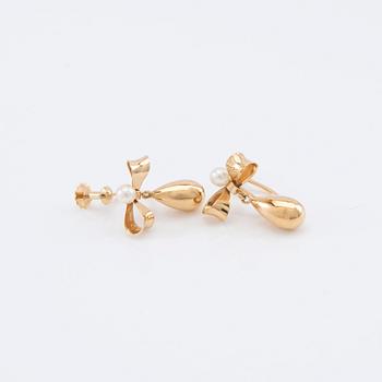 Earrings 18K gold and cultured pearls, Stockholm 1953.