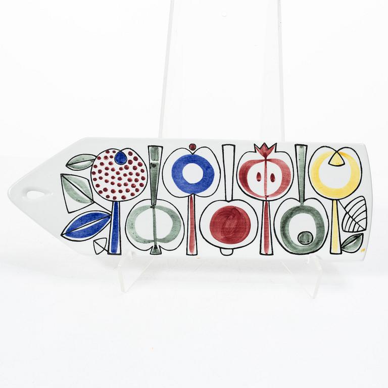 Marianne Westman, twelve service pieces, 'Picknick' and 'Pomona', Rörstrand.