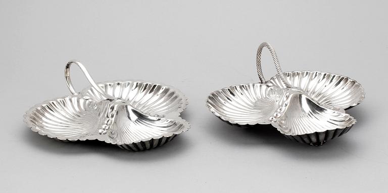 UPPLÄGGNINGSFAT, 2 st, pläter, Leicster, England omkring sekelskiftet 1900 resp tidigt 1900-tal.