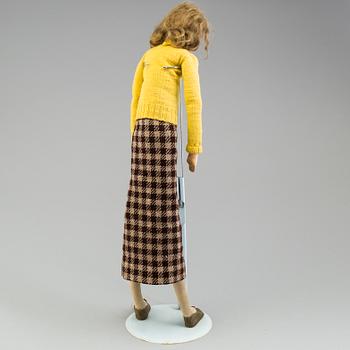 a 1920's/-30's Greta Garbo doll.