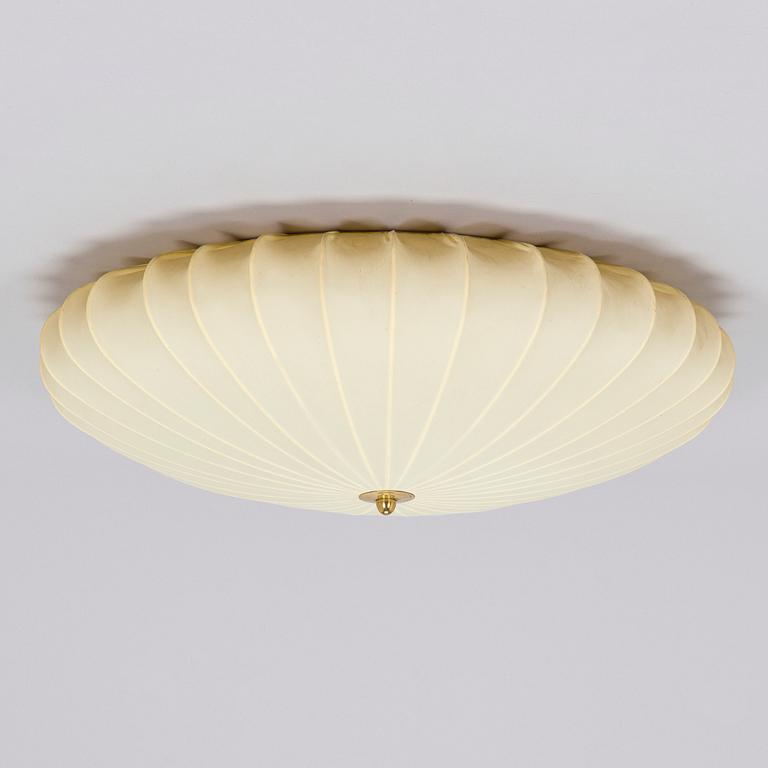 Paavo Tynell, A mid 20th century ceiling lamp for Idman.