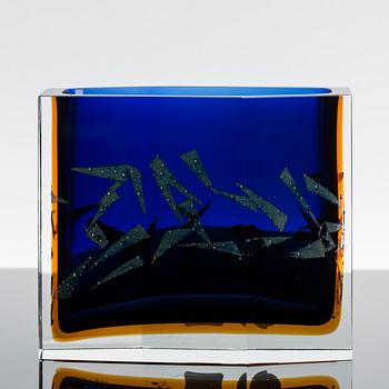VAS, glas, Pavel Hlava, Bohemia, Tjeckoslovakien, etsad signatur samt etikett.